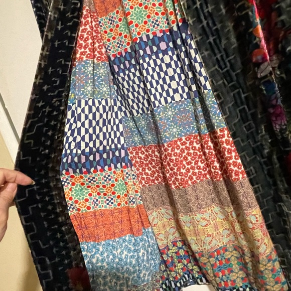 Johnny Was Colorful Velvet Open Front Jacket lined in silk - Picture 3 of 4